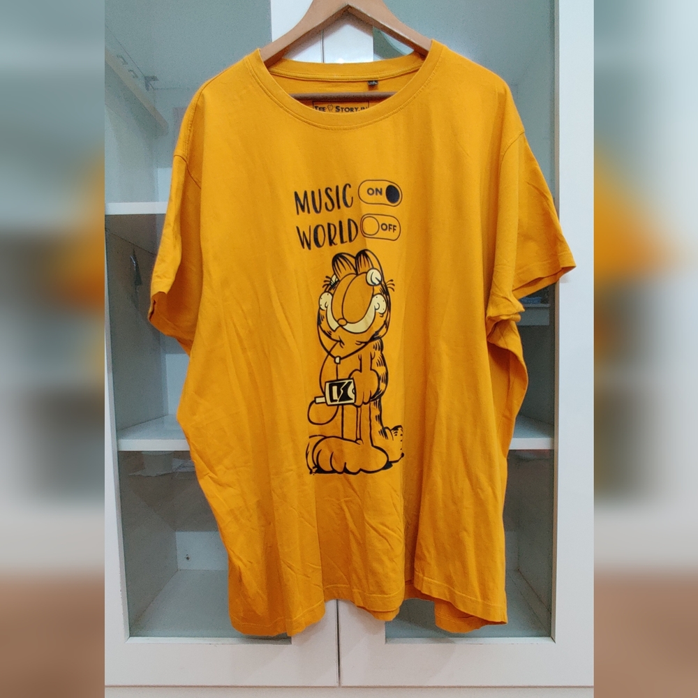 UNISEX Plus Size T-Shirt - Picture 1 of 7